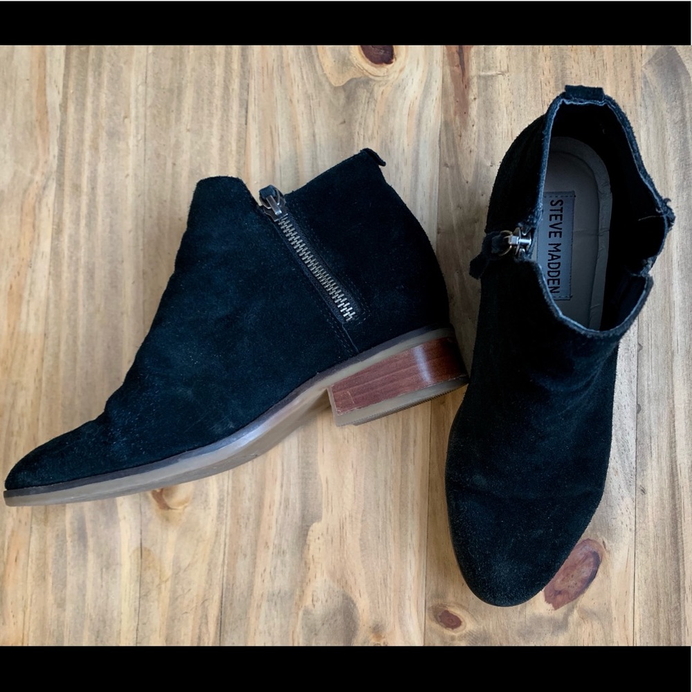 Steve Madden double zipper booties